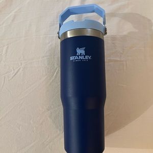 Stanley Ice Flow Flip Straw Tumbler 30oz bright blue (lapis)